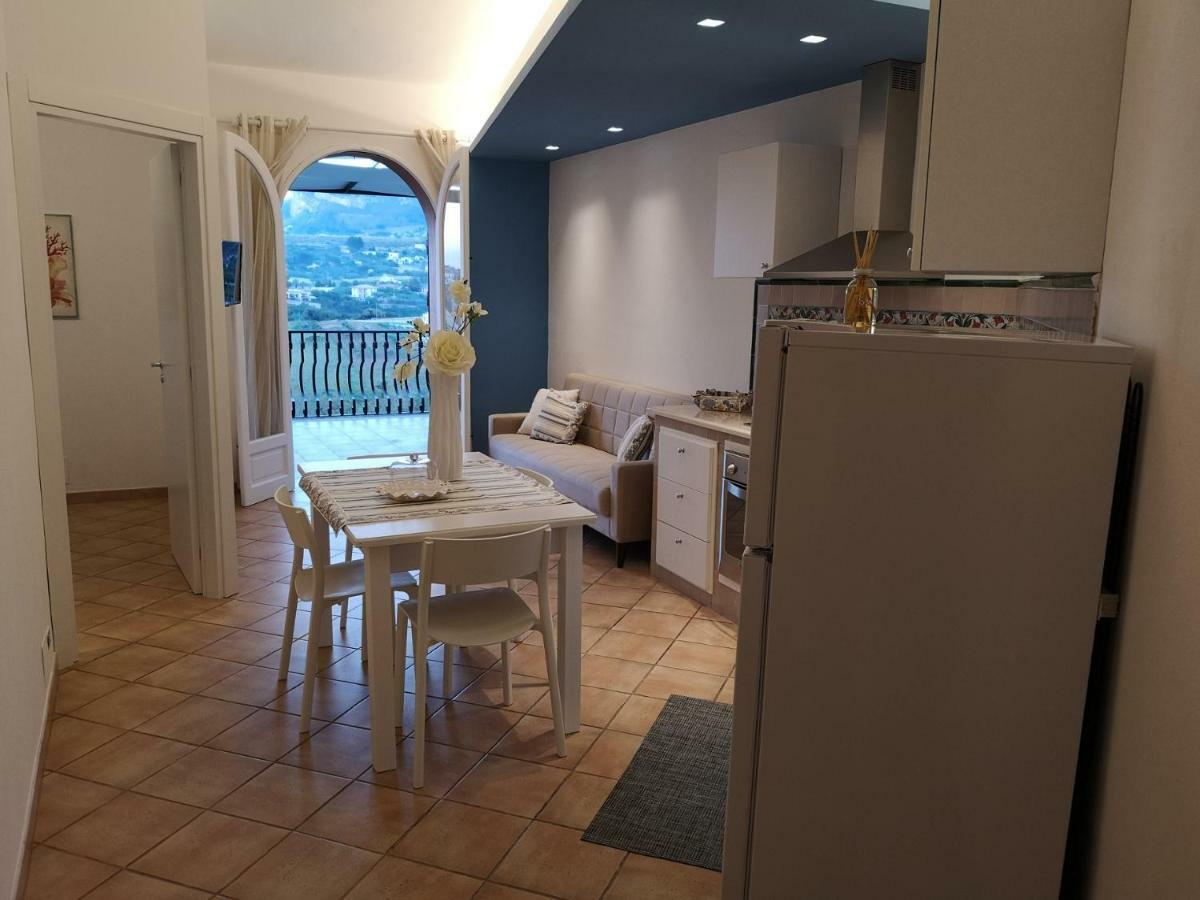 Вилла Casa Vacanze Baia Di Guidaloca Кастелламмаре-дель-Голфо Экстерьер фото